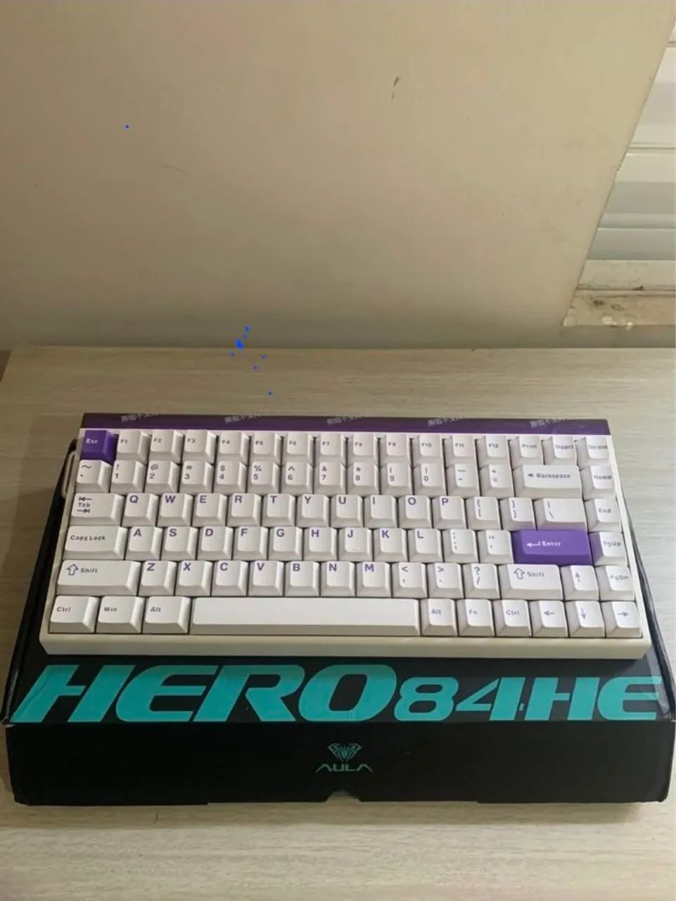 AULA HERO84 HE