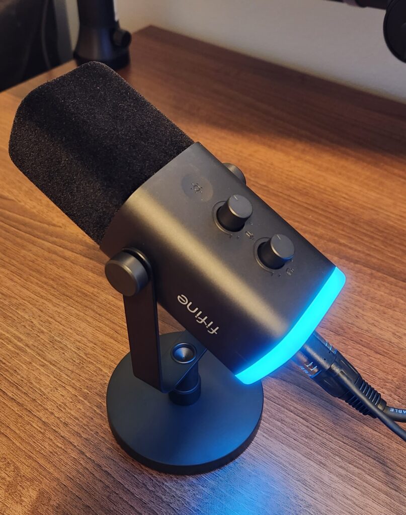 FIFINE AM8 Microphone